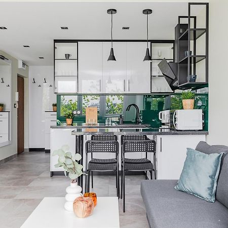 Superapart Saska 48A, Sleek 6Th-Floor Studio With Balcony & Elevator Access Warsaw Luaran gambar