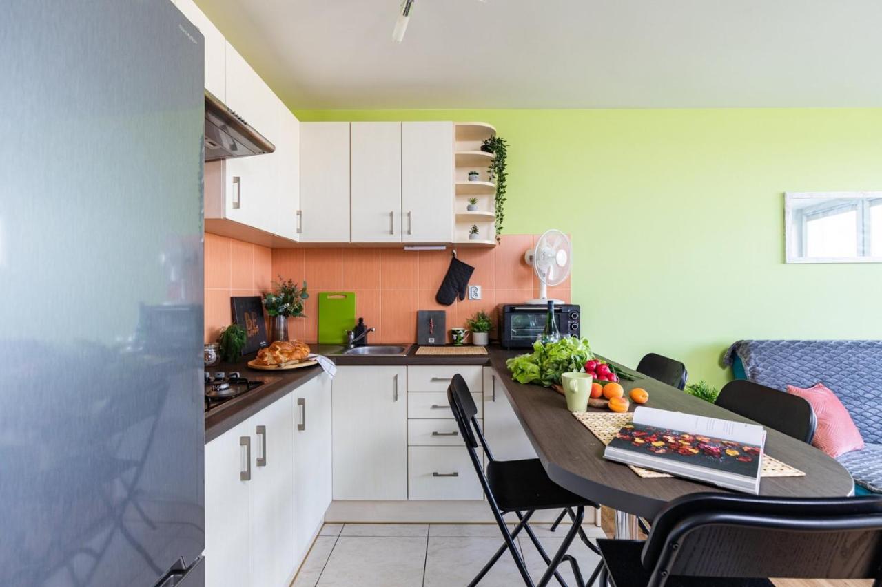 Superapart Saska 48A, Sleek 6Th-Floor Studio With Balcony & Elevator Access Warsaw Luaran gambar