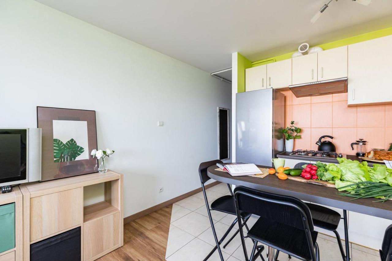 Superapart Saska 48A, Sleek 6Th-Floor Studio With Balcony & Elevator Access Warsaw Luaran gambar