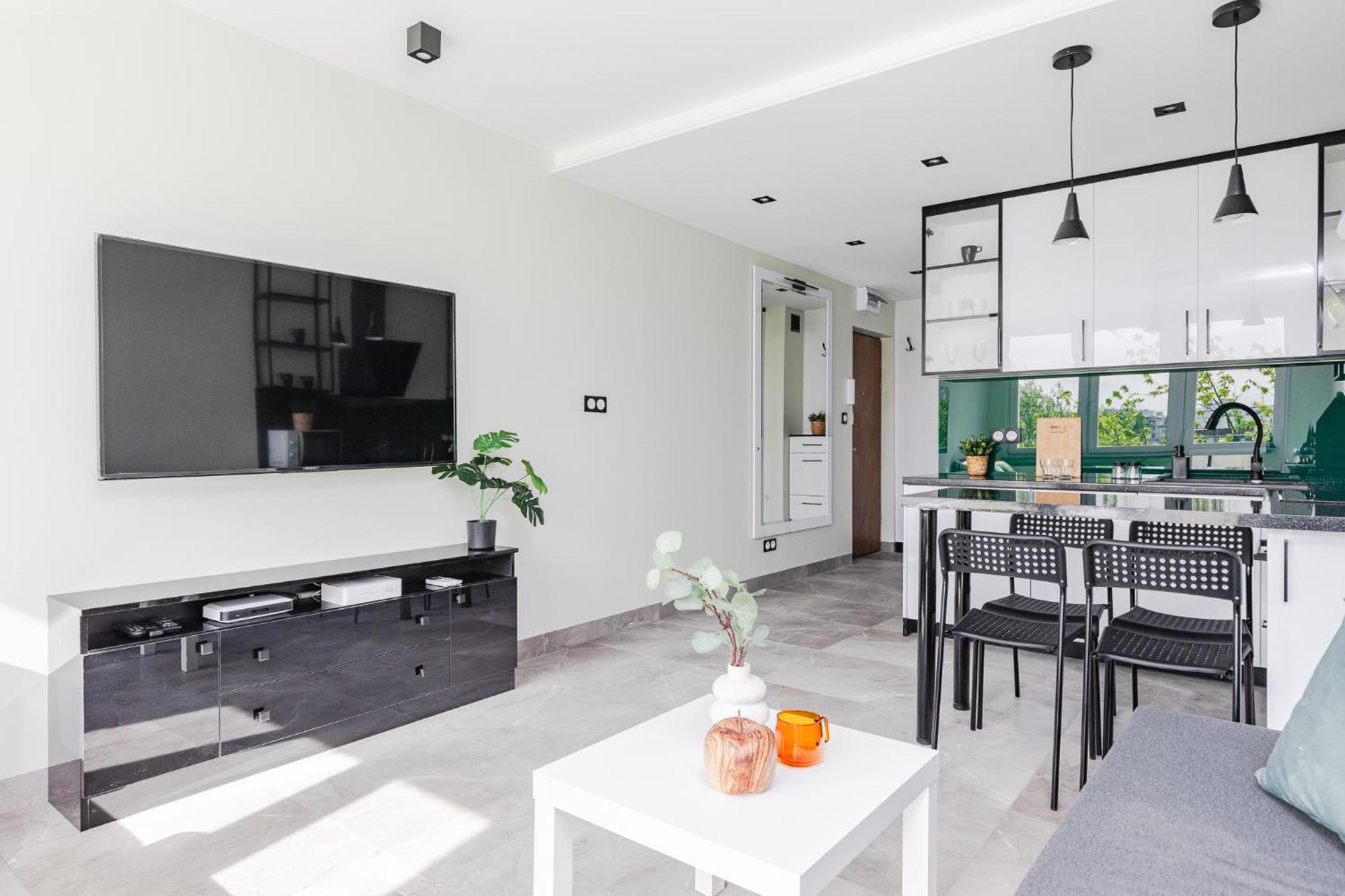 Superapart Saska 48A, Sleek 6Th-Floor Studio With Balcony & Elevator Access Warsaw Luaran gambar