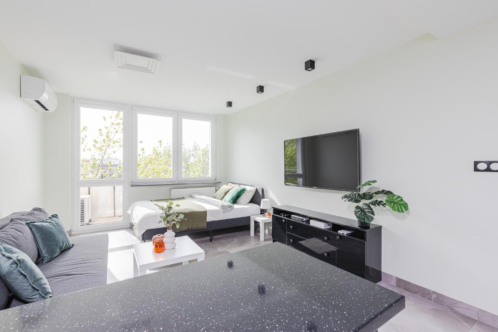 Superapart Saska 48A, Sleek 6Th-Floor Studio With Balcony & Elevator Access Warsaw Luaran gambar